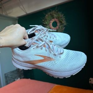 Brooks Revel 4 Running Shoes